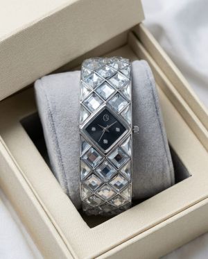 Swarovskk_i Curiosa Bangle Silver To Black