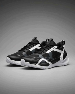 Underr Armourr UA Reign XT 750