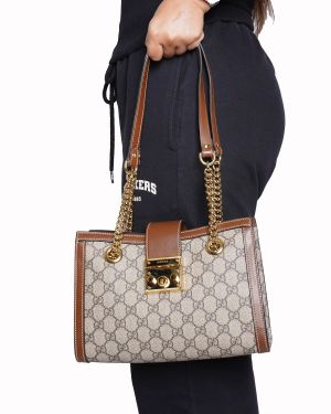 Guccci padlock signature bag with og box