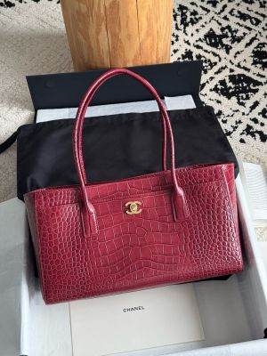 Chaneel Small Tote Bag Marooon Crocodile-Embossed Calfskin Leather High End Quality
