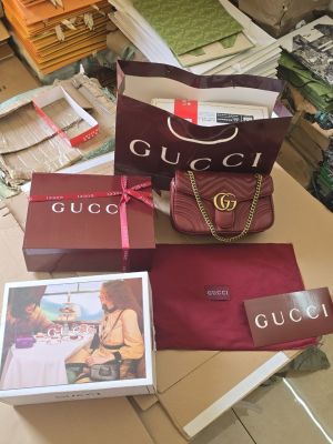 Guccci GG Marmont Premium Shoulder Bag With OG Double Box & Premium Dust Bag & Carry Bag & Accessories (Wine - 1230)