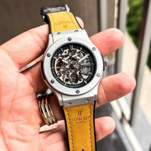 HUBLOT_AUTO_TEN