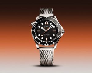 Omegg_a Seamaster Diver 300 Automatic silver Black orange niddle