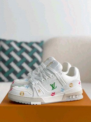 Louiiss Vuitton LV Trainer Takashi Murakami White
