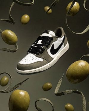 NIKKE AIR JORDAN 1 LOW OG MEDIUM OLIVE