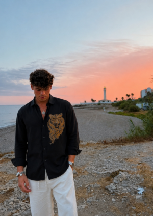 GUCCXI IMPORTED xSTORE ARTICLE TIGER DIAMOND SHIRT BLACK xx