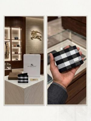 Burbery mens wallet with box and carry bag(b 993 black)