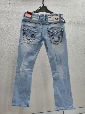 TRUE RELIGION IMPORTED STORE ARTICLE JEANS