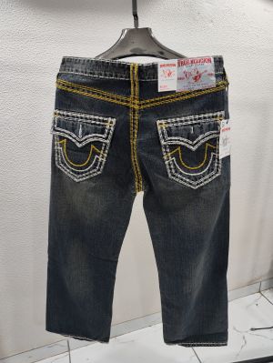 TRUE RELIGION IMPORTED STORE ARTICLE JEANS