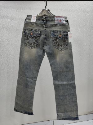 TRUE RELIGION IMPORTED STORE ARTICLE JEANS