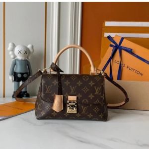 louiis_vuitton metis pochette east west with original box 5109