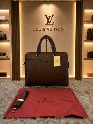 Loui Vuitton Polished Premium Quality Laptop Bag 5857