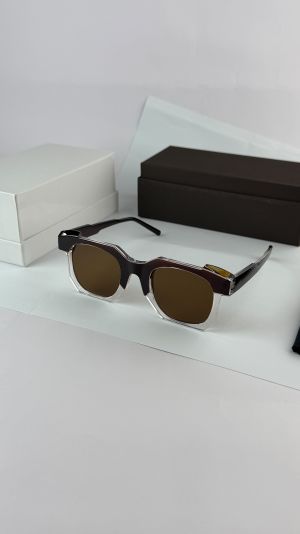 Marc Jacobs brown 109