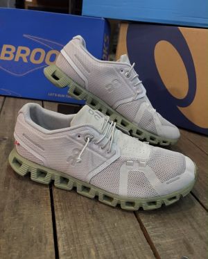 On Cloud 5 light grey