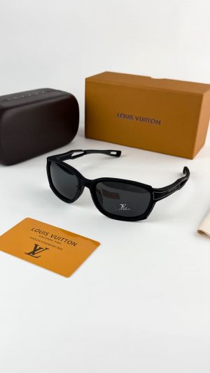 Loui_vuitton_black_2704