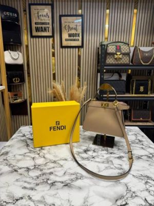 Fenddi Peekaboo_IseeU_Shoulder_Bag_With_Box_(731-Apricot)