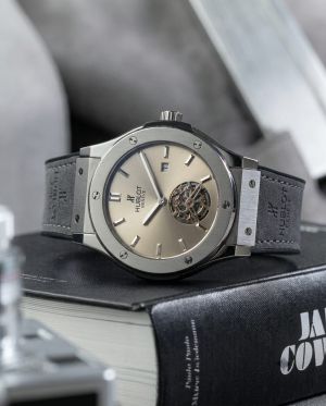 Hublot Classic Fusion Tourbillon HB0012