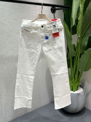 Diese White Bootcut Fit Premium Imported Fabric Denim with Back pockets Design 4593