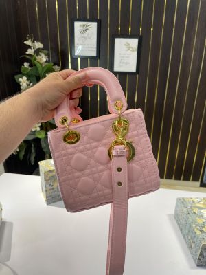 Dioor lady signature small bag 18 cm with og folding box(9093-1-pink)