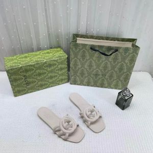 Guccci Interlocking G Slides Beige Of White With Original Box CarryBag 4750-22 Of White