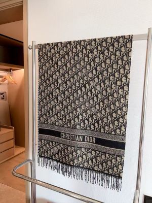 Christian Diyor Oblique Jacquard Wollen Scarf Polythene Packing