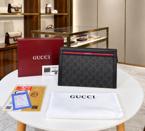 Guchi Premium Monogram Paris Hand Carry Pouch with box 6767